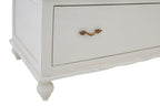 Larissa Wardrobe