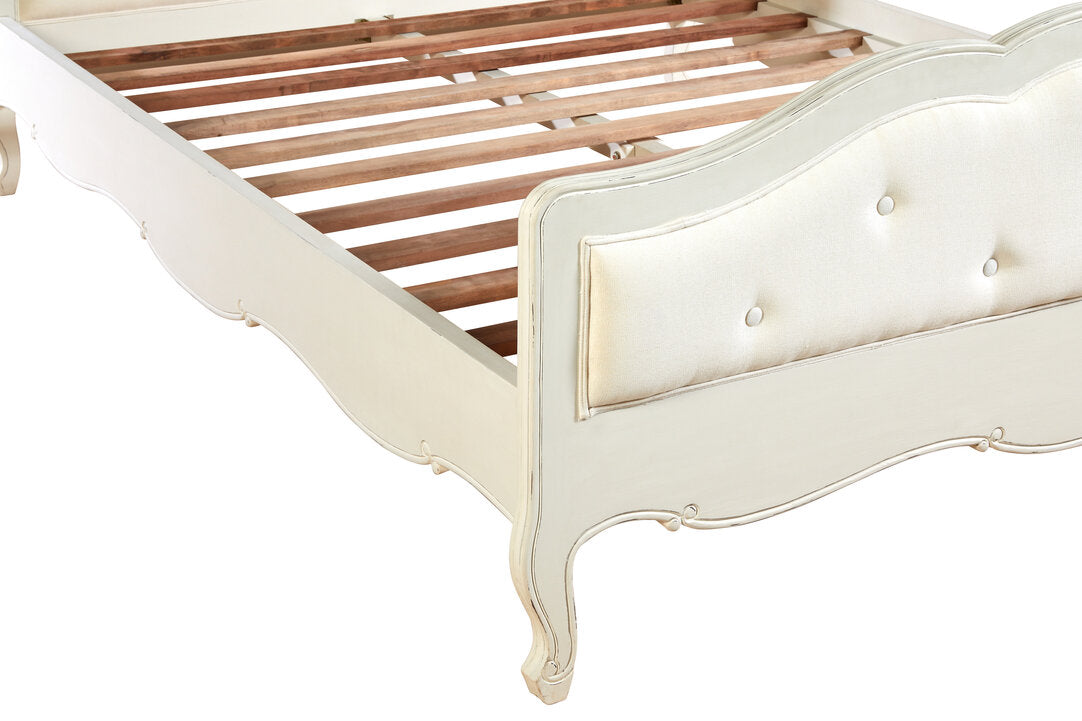 Larissa White Kingsize Bed