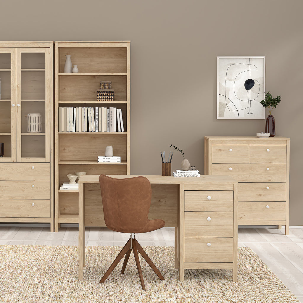Maria Chest 3+2 Drawers in Jackson Hickory Oak