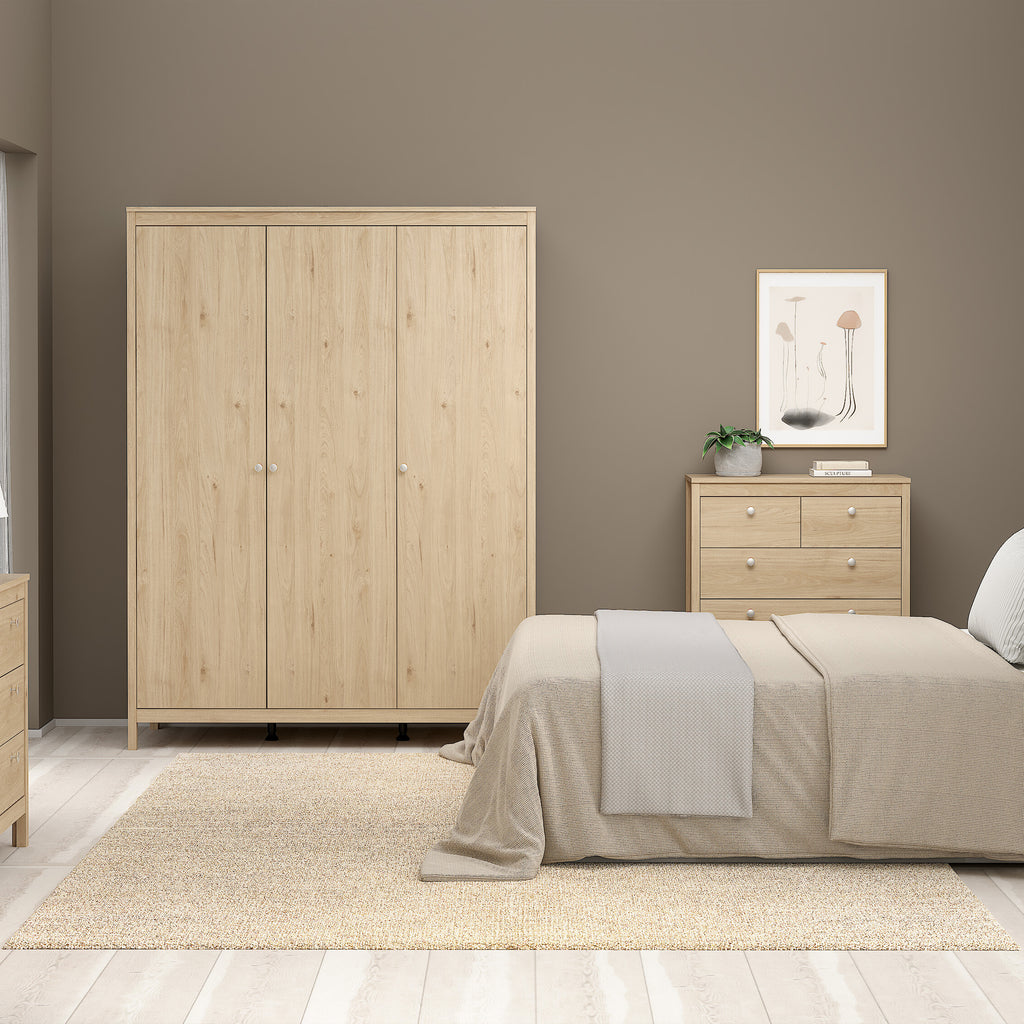 Maria Chest 3+2 Drawers in Jackson Hickory Oak