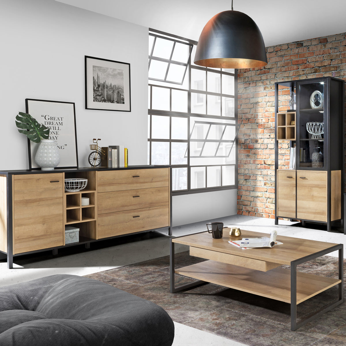 Hampton Coffee Table in Riviera Oak