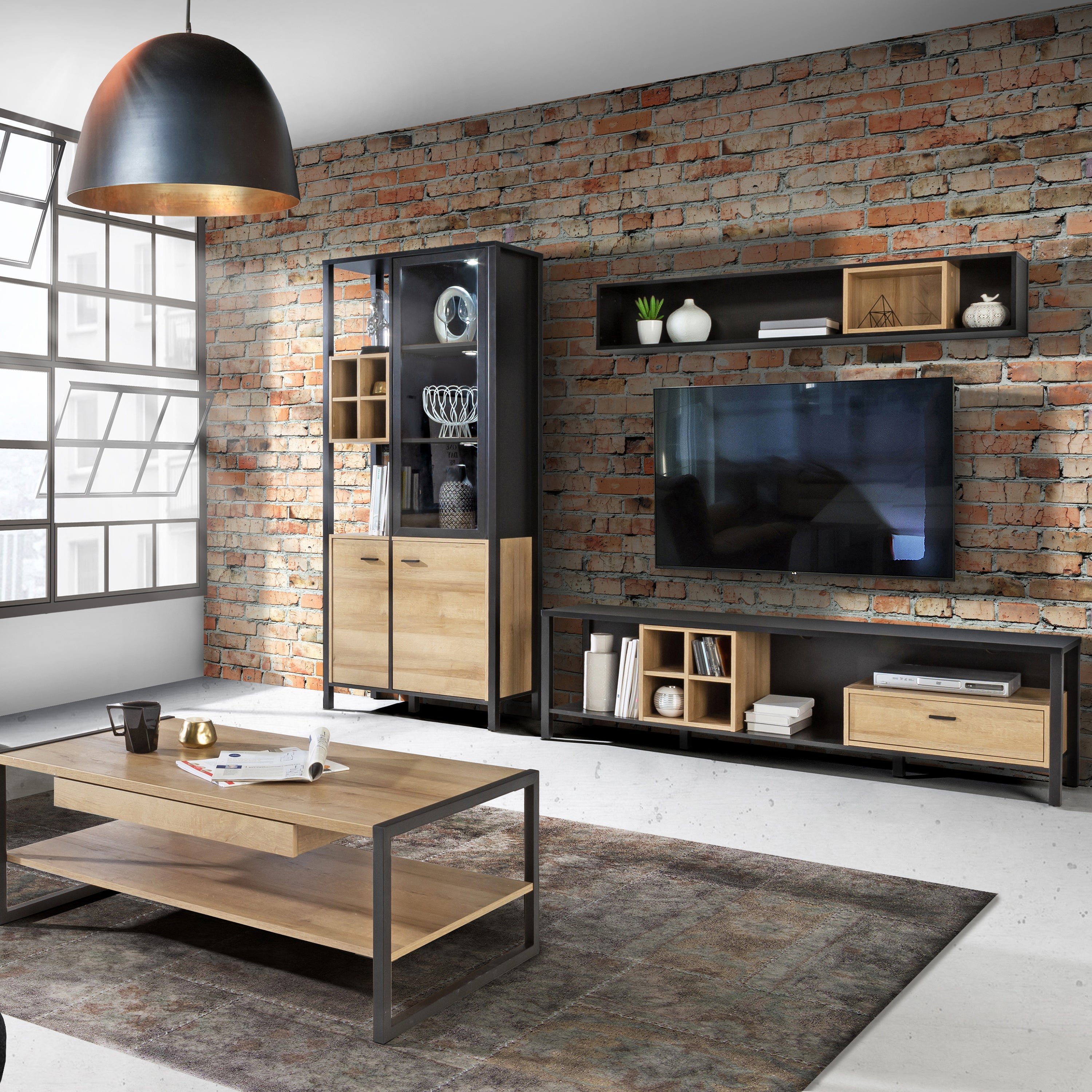 Hampton Wide TV Unit in Matt Black/Riviera Oak