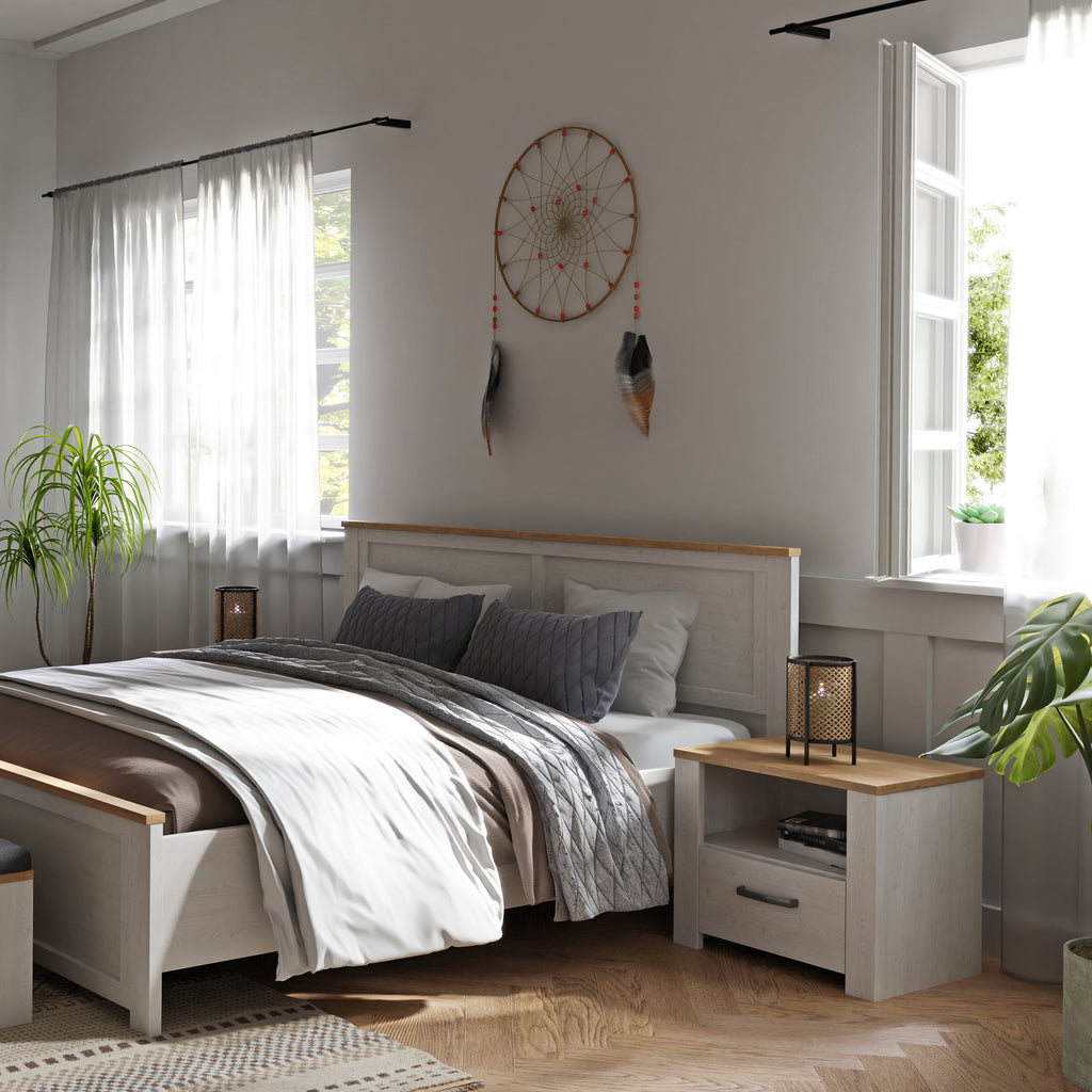 Balmoral 1 Drawer Bedside Navy Oak