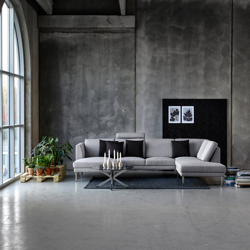 Harlow Round Coffee Table with Glass Top and Chrome Legs