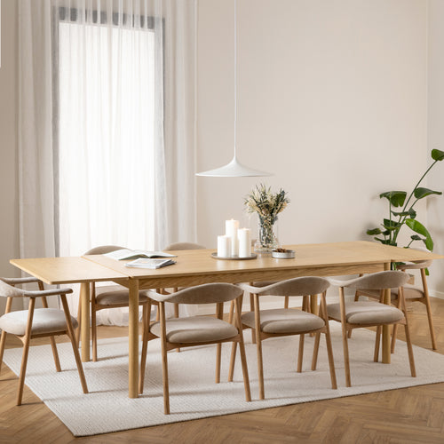 Atlanta  Dining Table in Oak