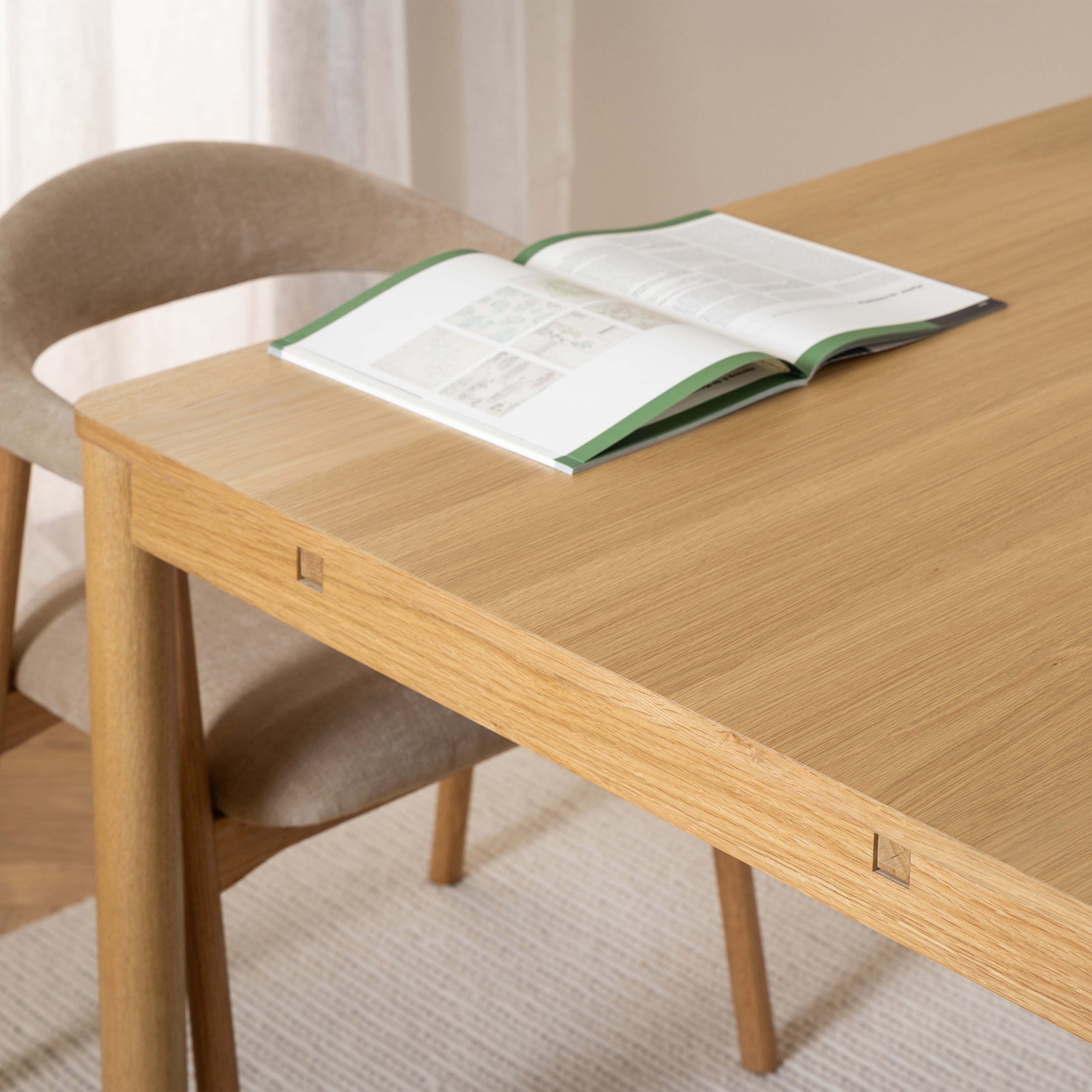 Atlanta  Dining Table in Oak