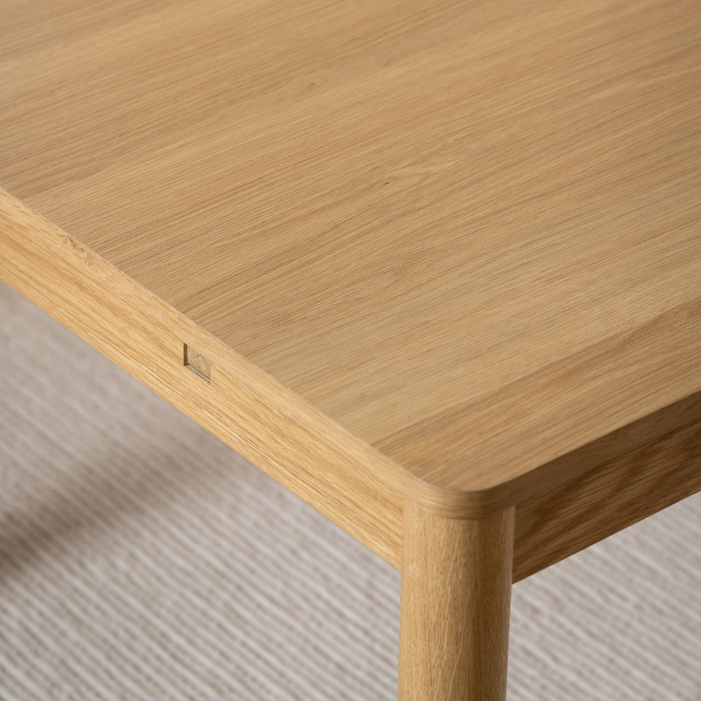 Atlanta  Dining Table in Oak