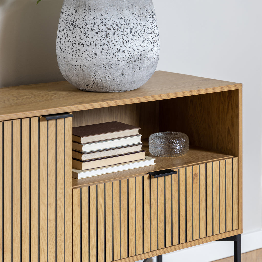 Jaya Sideboard with  2 Doors and 1 Drawer in Wild Oak