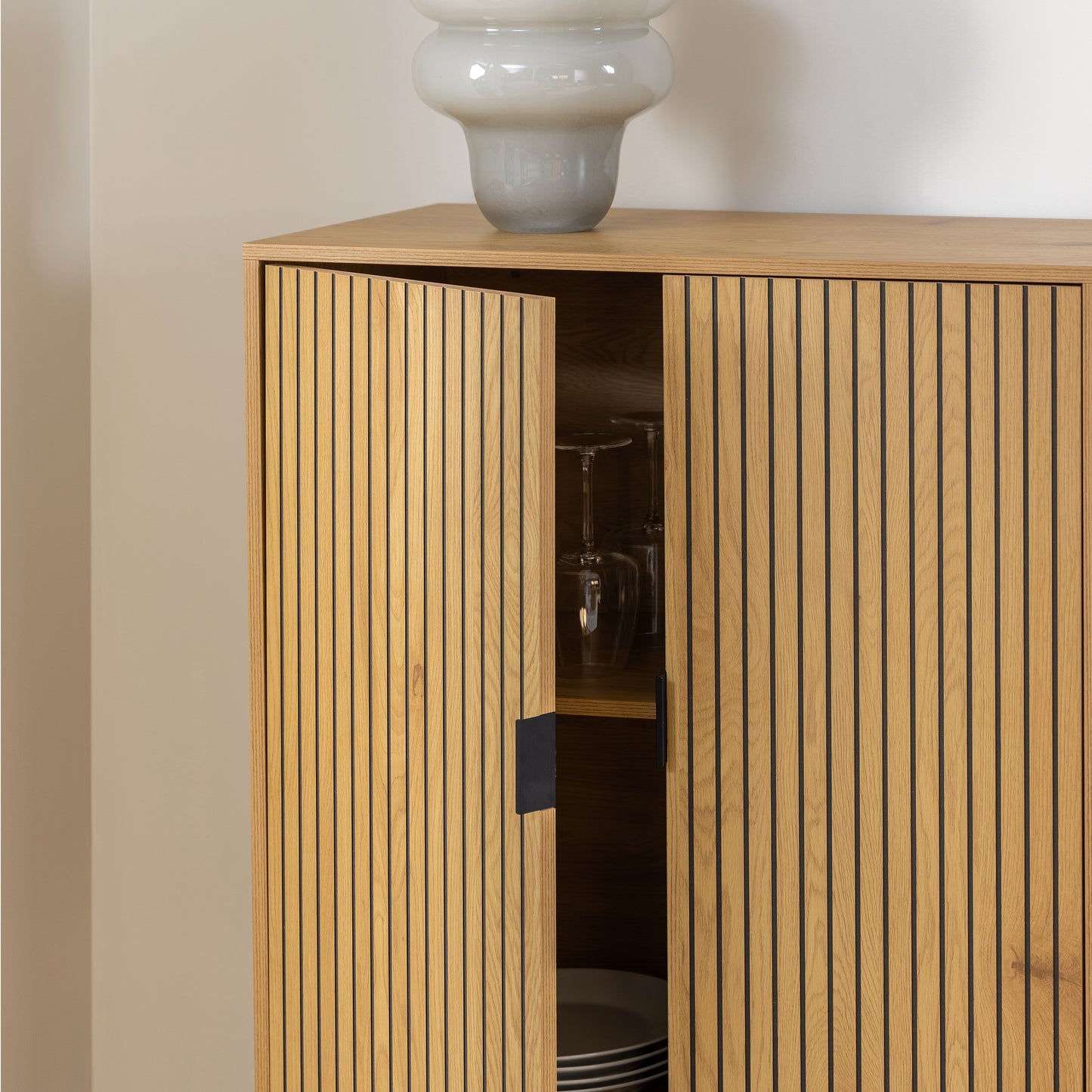 Jaya Cabinet with 2 Doors in Wild Oak