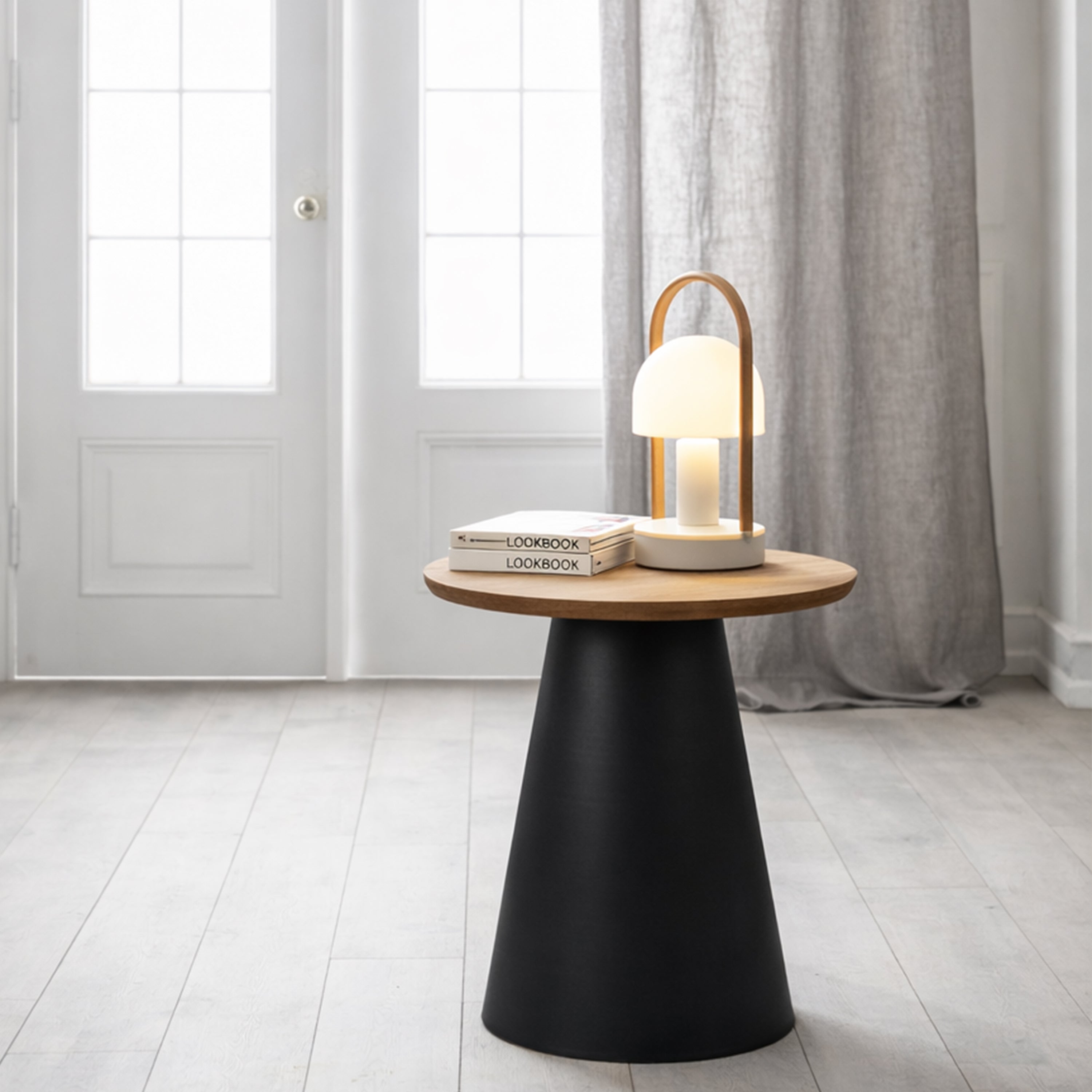 Sullivan Round Coffee Table in Oak/Black 45x48cm