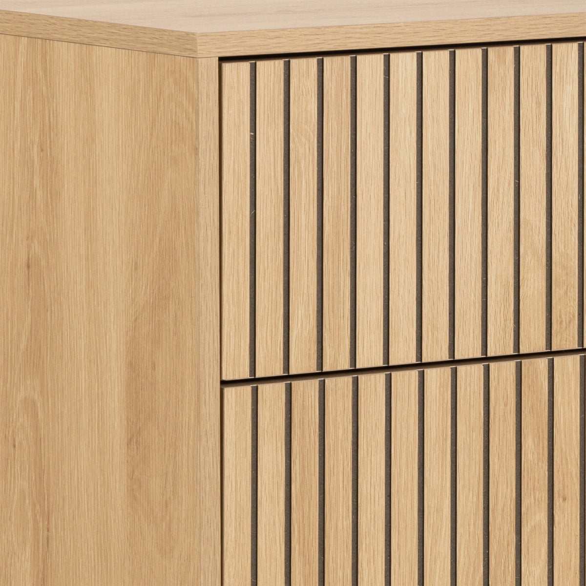 Alberto Chest of 4 Drawers in Oak/Black Legs