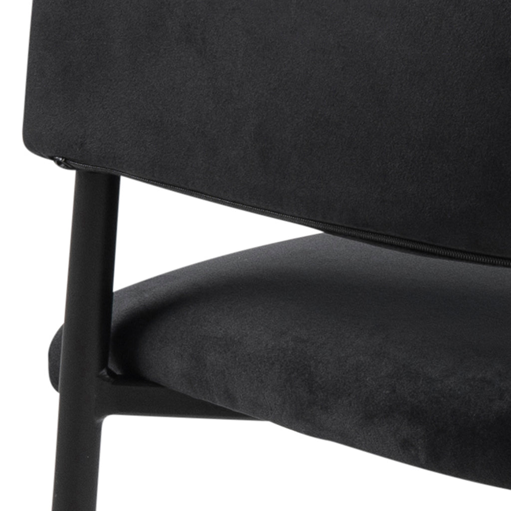 Christo Dining Table in Oak 220x75cm including 6 Lima Dining Chairs with Armrest in Black