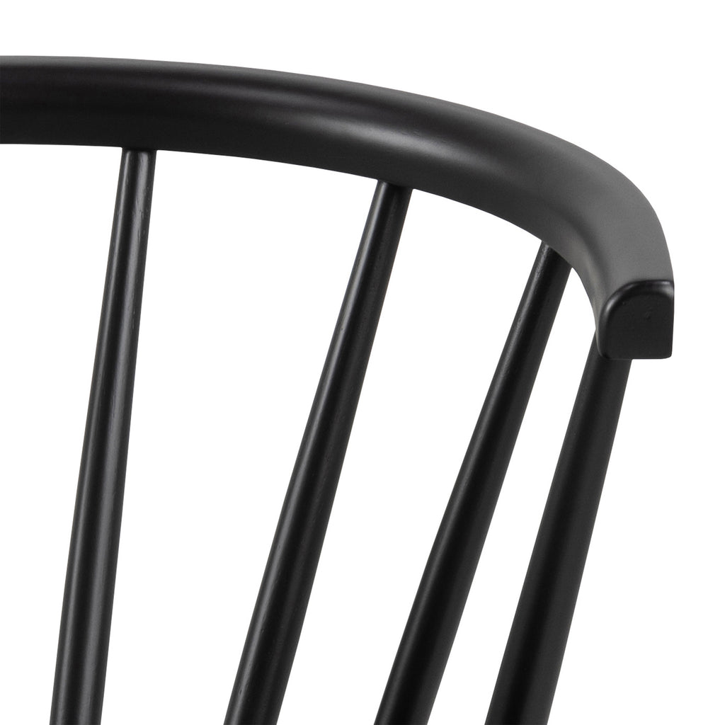 Christo Dining Table in Oak Included 6 Ida Dining Chairs in Black