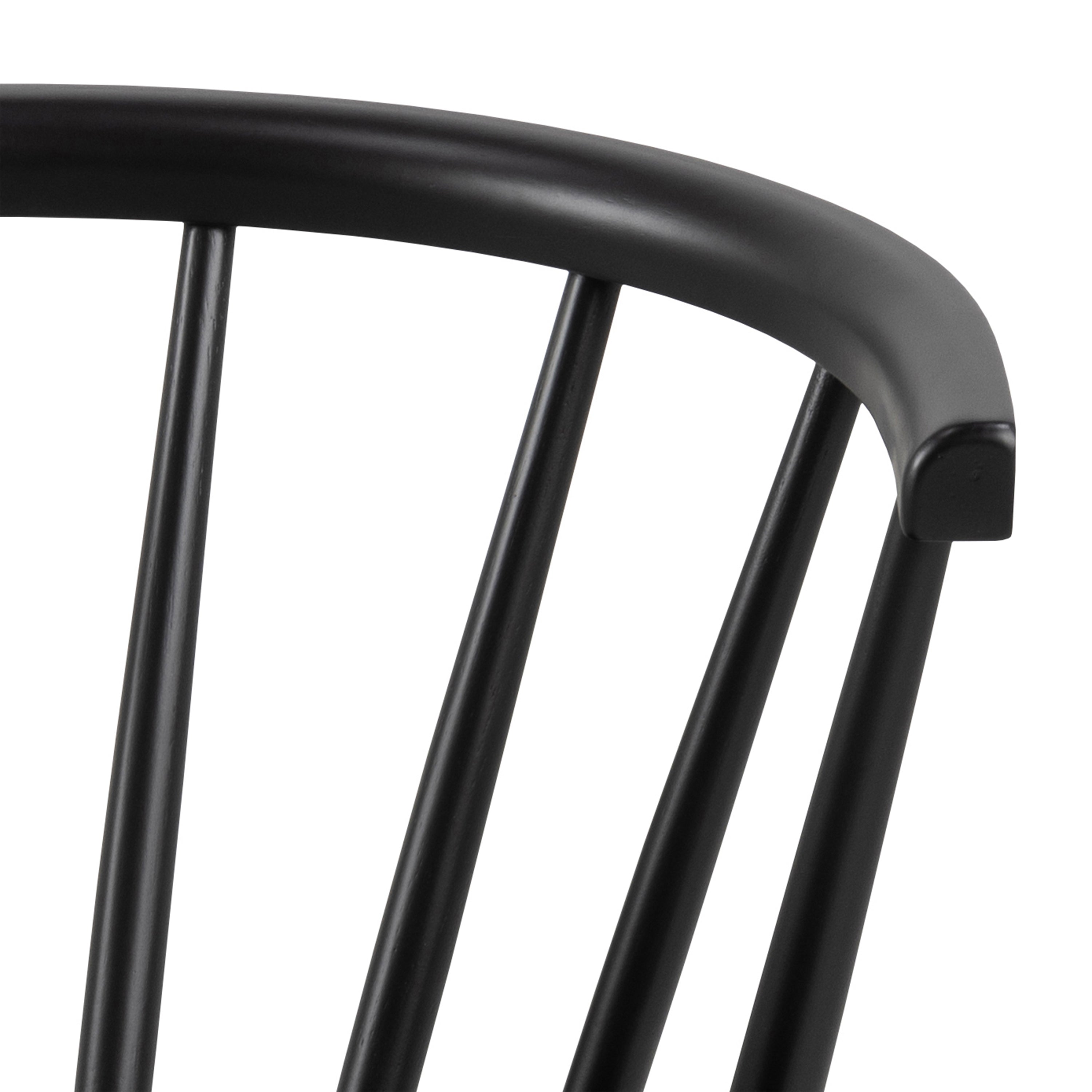 Christo Dining Table in Oak Included 6 Ida Dining Chairs in Black