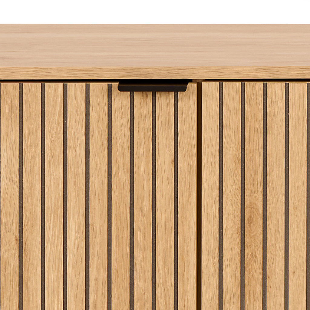 Jaya Sideboard With 2 Doors and 2 Shelves in Oak