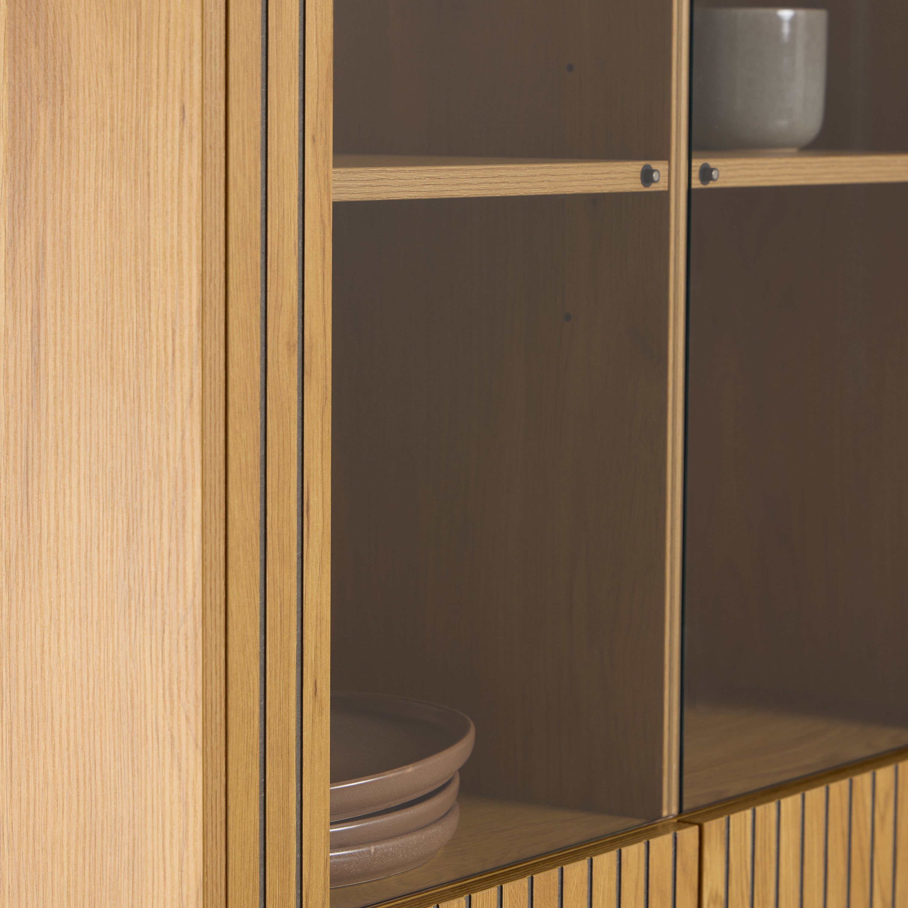 Jaya Display Cabinet With 4 doors and 6 Shelves in Wild Oak