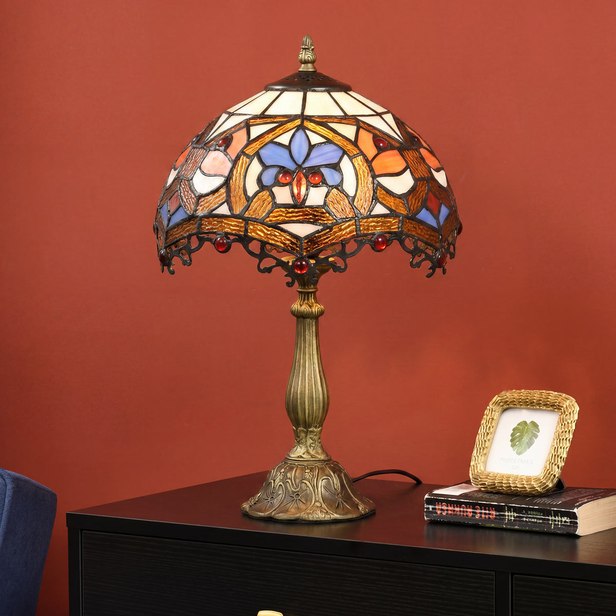 Tiffany Lamp, Stained Glass Table Lamp, Handcrafted Artisan Collectible, Suitable for Living Room and Bedside, Multi-Coloured, ?25 x 45Hcm, Zinc Alloy.