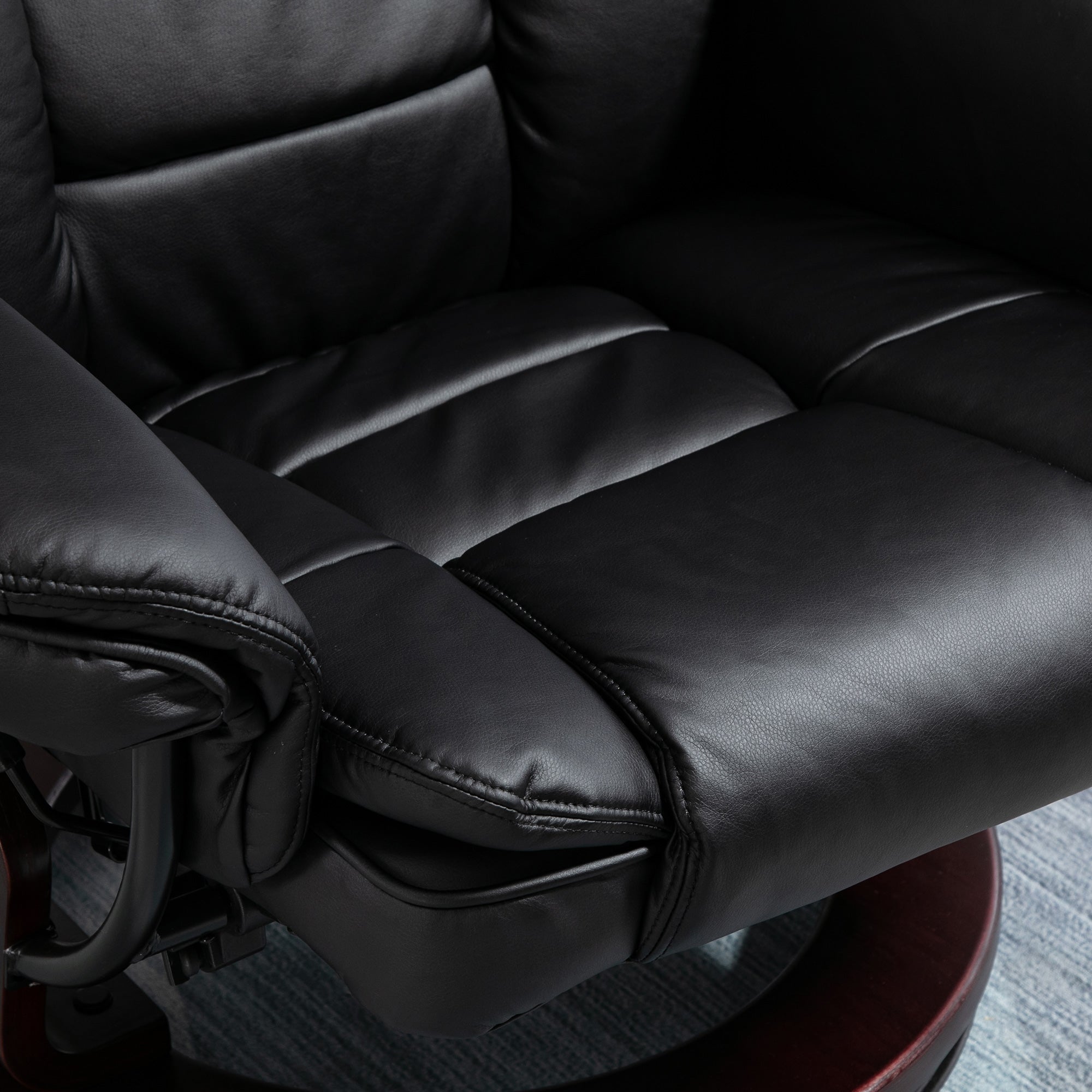 HOMCOM Recliner Chair With footstool, Recliner Armchair up to 130kg Weight Capacity, 135° Reclining Swivel Sofa Chair, PU Leather Ergonomic Couch Bed with Swivel Wood Base for Living Room, Black