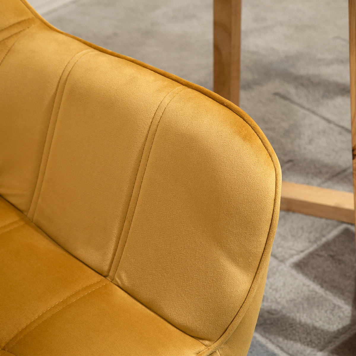 Accent Chair, Velvet Upholstered Vanity Tub Chair with Flared Armrests, Slanted Back, Solid Wood Legs, Comfy Padding Armchair, Home Bedroom Furniture Seating, Yellow