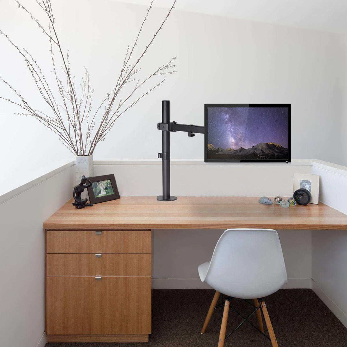 ProperAV Desk Monitor Mount 17" - 34" Swing Arm VESA Max 100x100
