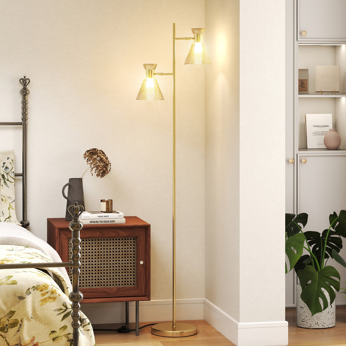 Floor Lamp with Adjustable Dual Head, Modern Standing Lamp with Floral Glass Shades and Foot Switch for Living Room Bedroom, E27 Socket, Bulb Not Included, Gold Tone