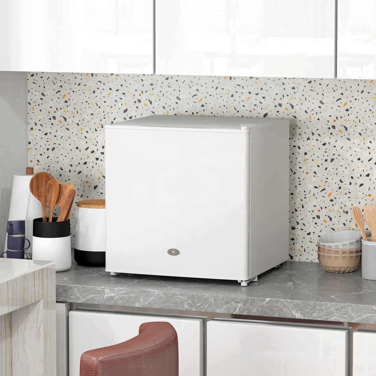 35L Mini Freezer, -24? to -14? Temperature - White