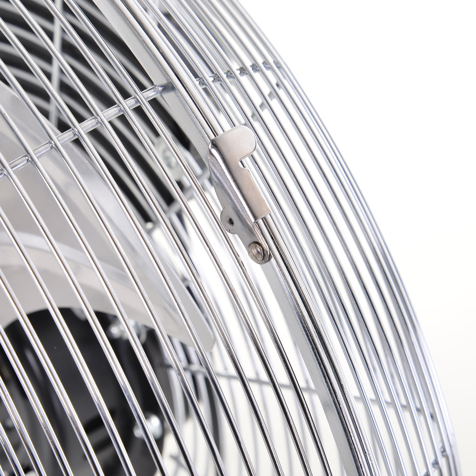 18" Chrome Metal Floor Fan with Tilting, High Velocity, 3 Speed, Portable Gym Fan for Home Office, Silver