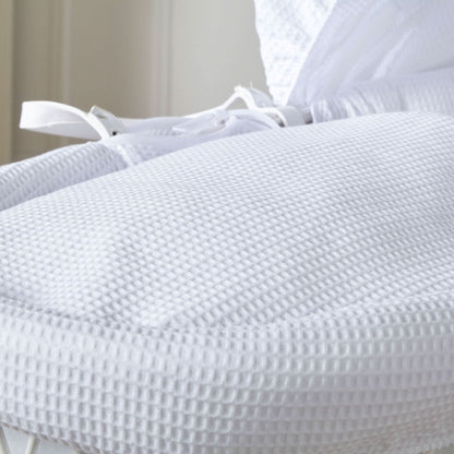 White Waffle White Wicker Baby Moses Basket With Stand
