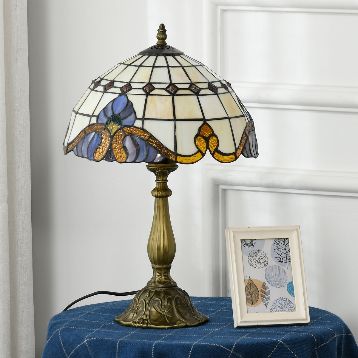 Tiffany Stained Glass Table Lamp, Handmade Antique Bedside Lamp, Decorative Night Light for Bedroom, Living room, Home, Nightstand